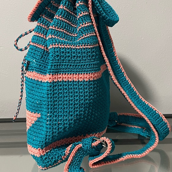 Hand knitted backpack/ handmade backpack/gifts for her - Picture 6 of 6